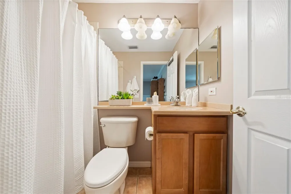 2805 BERWICK DRIVE Tarpon Springs, FL 34688