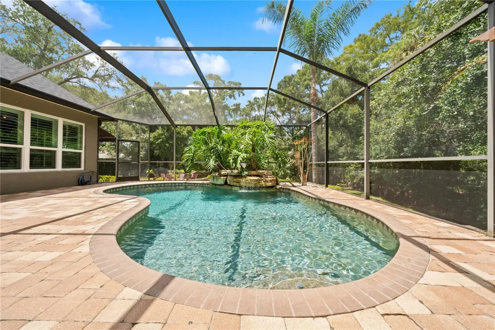 2805 BERWICK DRIVE Tarpon Springs, FL 34688