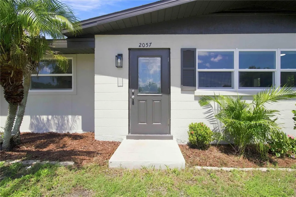 2057 GARDEN PARKWAY Bradenton, FL 34205