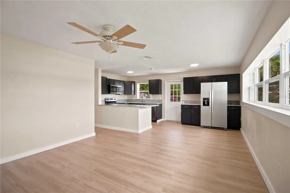 2057 GARDEN PARKWAY Bradenton, FL 34205