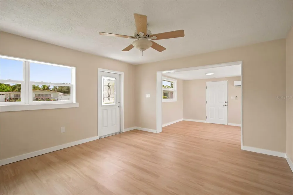 2057 GARDEN PARKWAY Bradenton, FL 34205