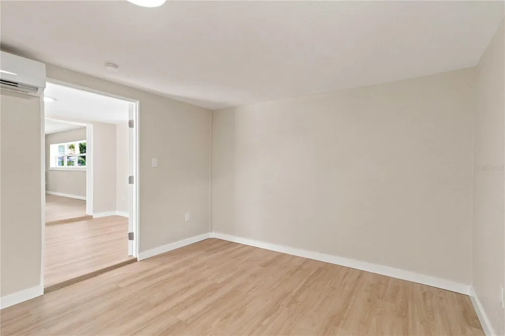 2057 GARDEN PARKWAY Bradenton, FL 34205