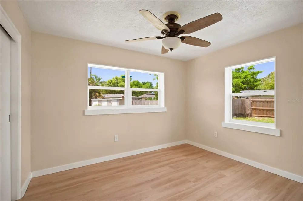 2057 GARDEN PARKWAY Bradenton, FL 34205
