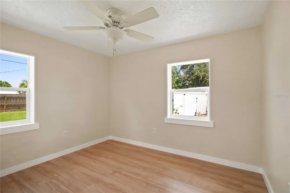 2057 GARDEN PARKWAY Bradenton, FL 34205