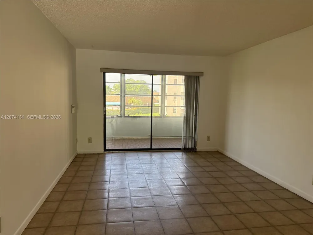 10444 NW 30th Ct #204 Sunrise, FL 33322