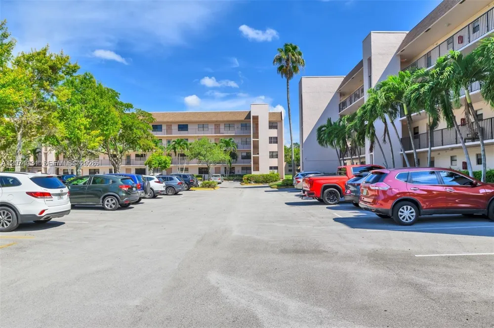 10444 NW 30th Ct #204 Sunrise, FL 33322
