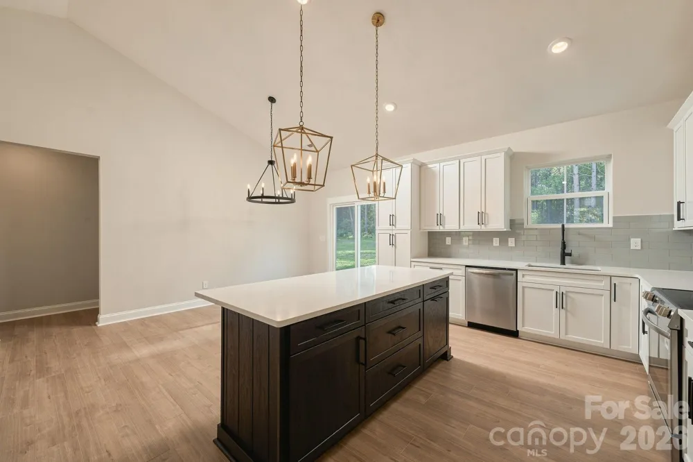 2271 Lee Lawing Road Lincolnton, NC 28092