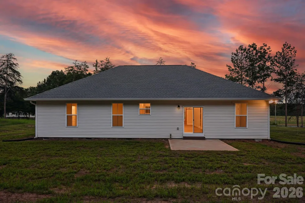 2271 Lee Lawing Road Lincolnton, NC 28092