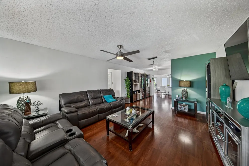 7190 NW 10TH COURT Margate, FL 33063