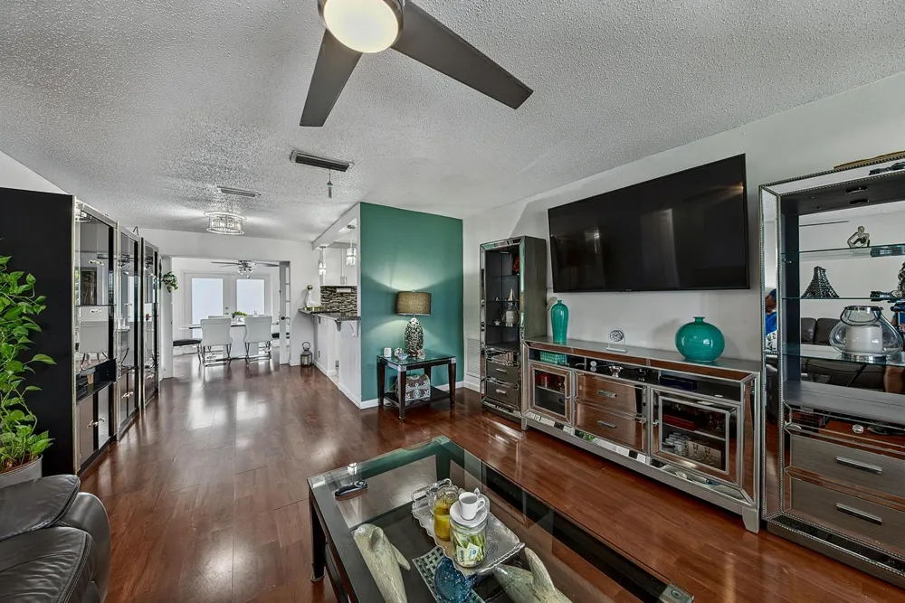 7190 NW 10TH COURT Margate, FL 33063