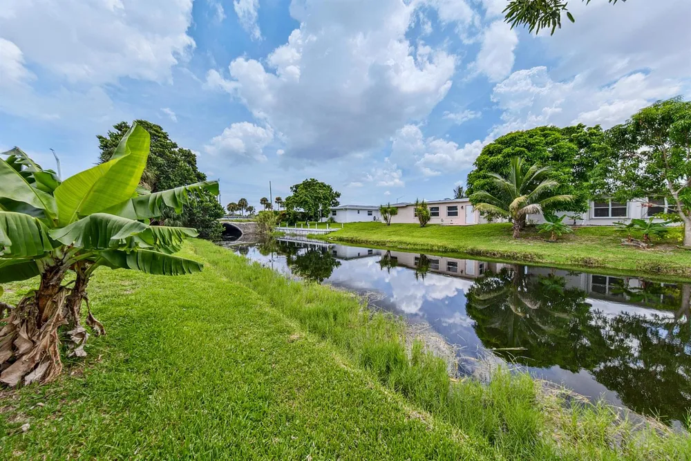 7190 NW 10TH COURT Margate, FL 33063