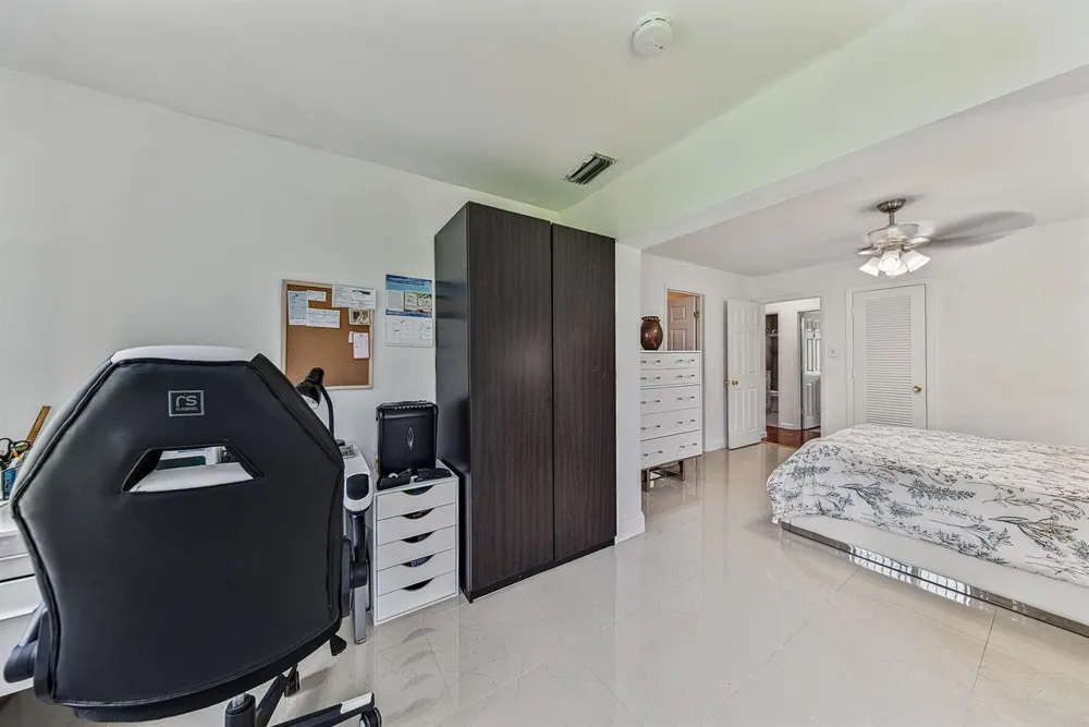 7190 NW 10TH COURT Margate, FL 33063