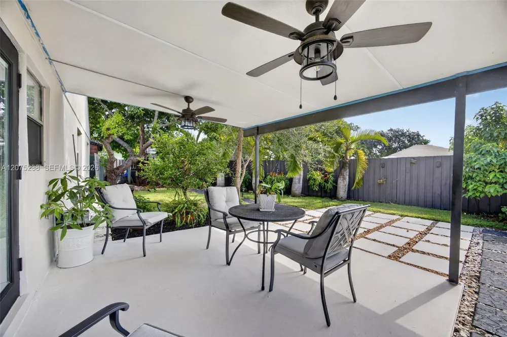 15401 SW 144th Ave Miami, FL 33177