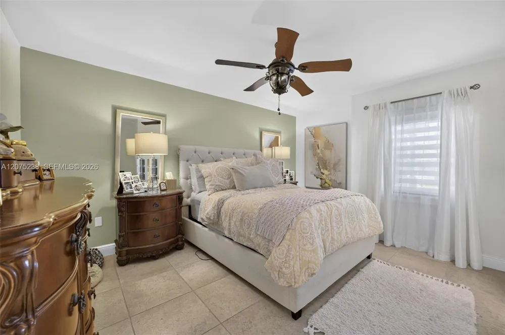 15401 SW 144th Ave Miami, FL 33177