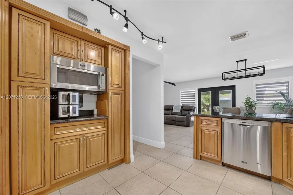 15401 SW 144th Ave Miami, FL 33177