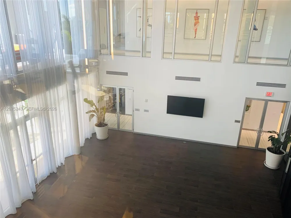 6404 NW 105th Pl #6404 Doral, FL 33178