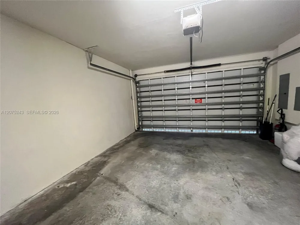 6404 NW 105th Pl #6404 Doral, FL 33178