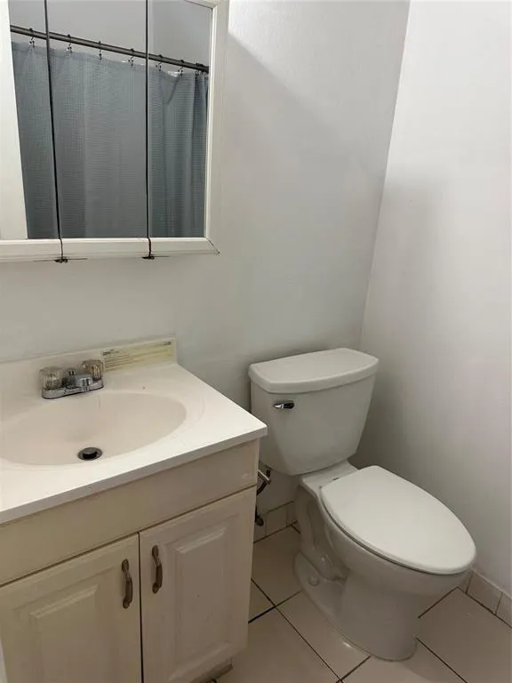 101 SE 6TH AVENUE #11 Pompano Beach, FL 33060