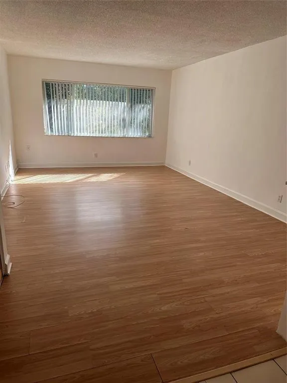 101 SE 6TH AVENUE #11 Pompano Beach, FL 33060
