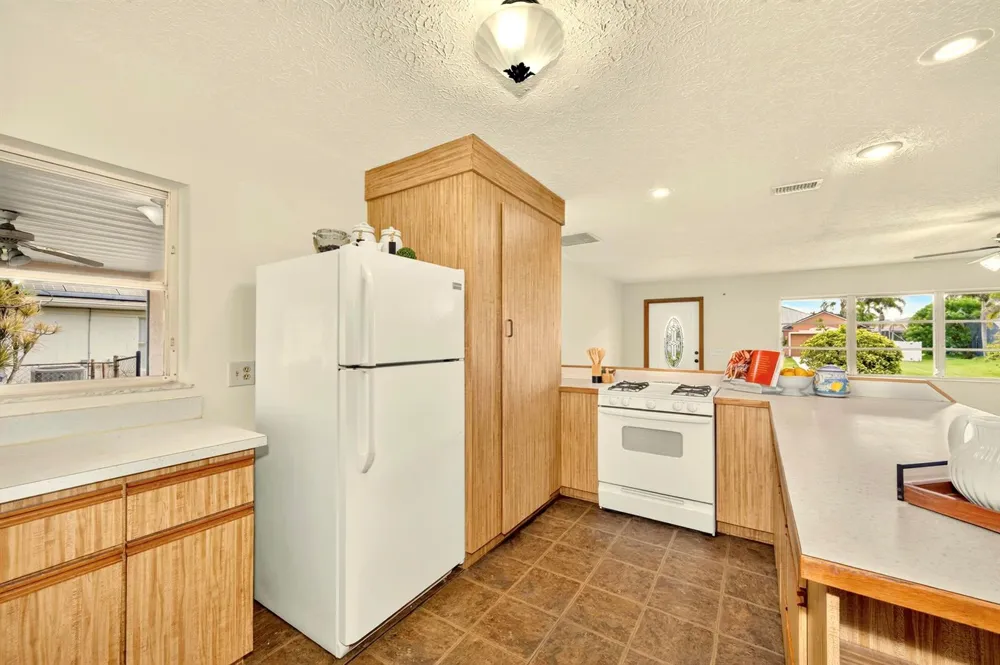 3330 SW Frankford Street Port St. Lucie, FL 34953