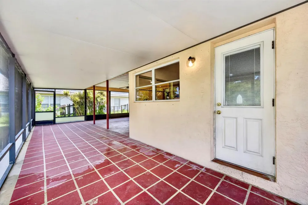 3330 SW Frankford Street Port St. Lucie, FL 34953