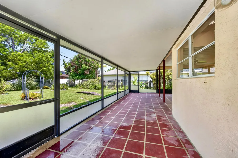 3330 SW Frankford Street Port St. Lucie, FL 34953