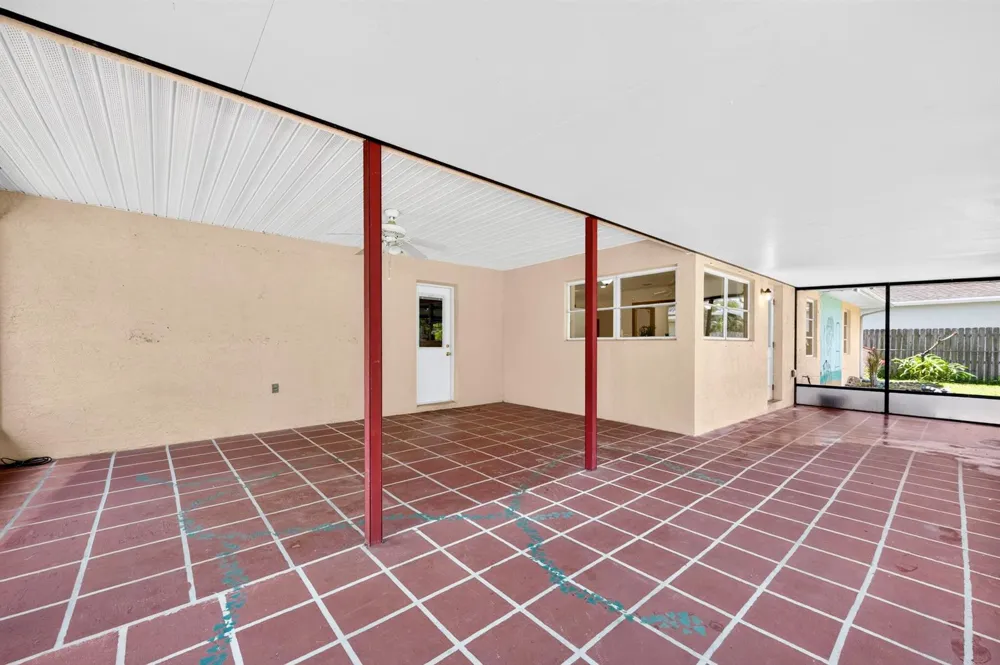 3330 SW Frankford Street Port St. Lucie, FL 34953