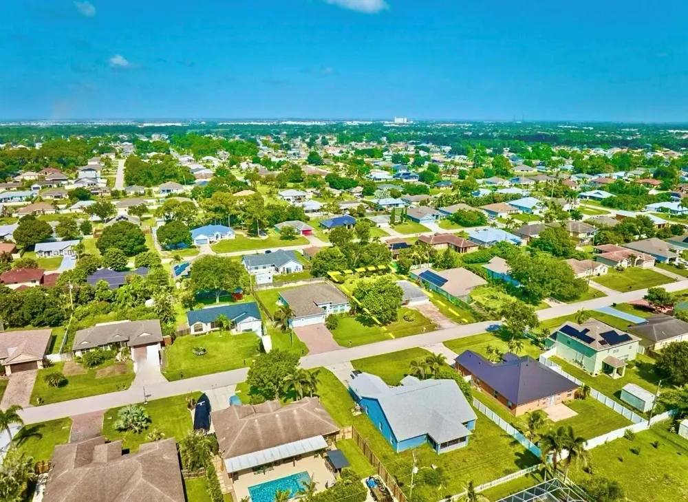 3330 SW Frankford Street Port St. Lucie, FL 34953