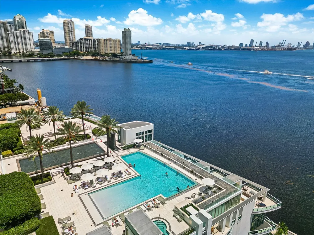 1331 Brickell Bay Dr #611 Miami, FL 33131