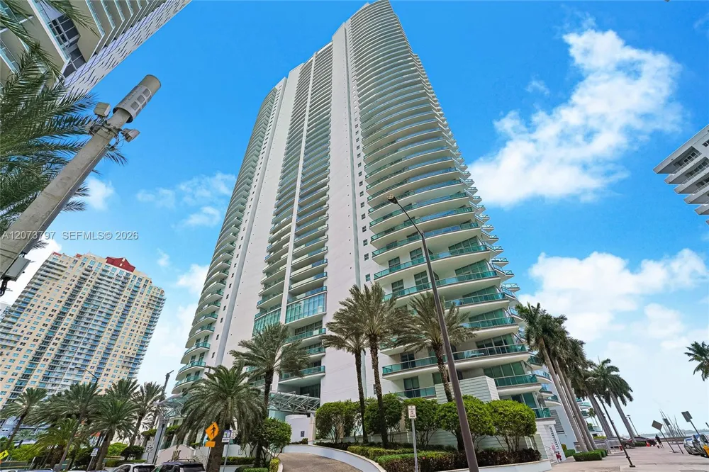 1331 Brickell Bay Dr #611 Miami, FL 33131