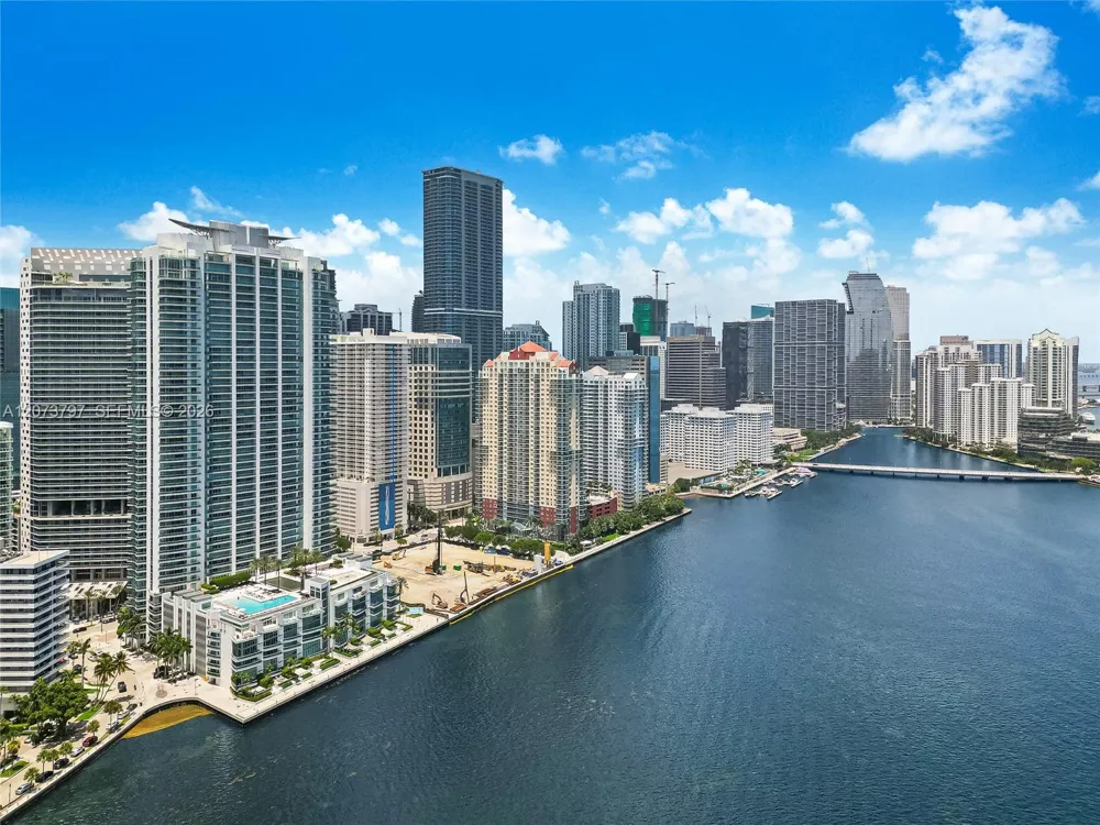1331 Brickell Bay Dr #611 Miami, FL 33131