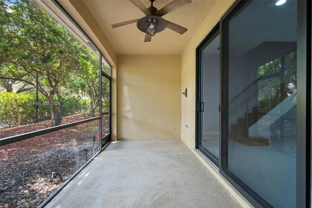 3810 Tree Top Dr Weston, FL 33332