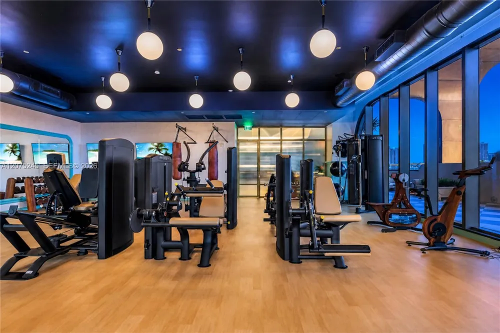 2700 NW 2nd Ave #302 Miami, FL 33127