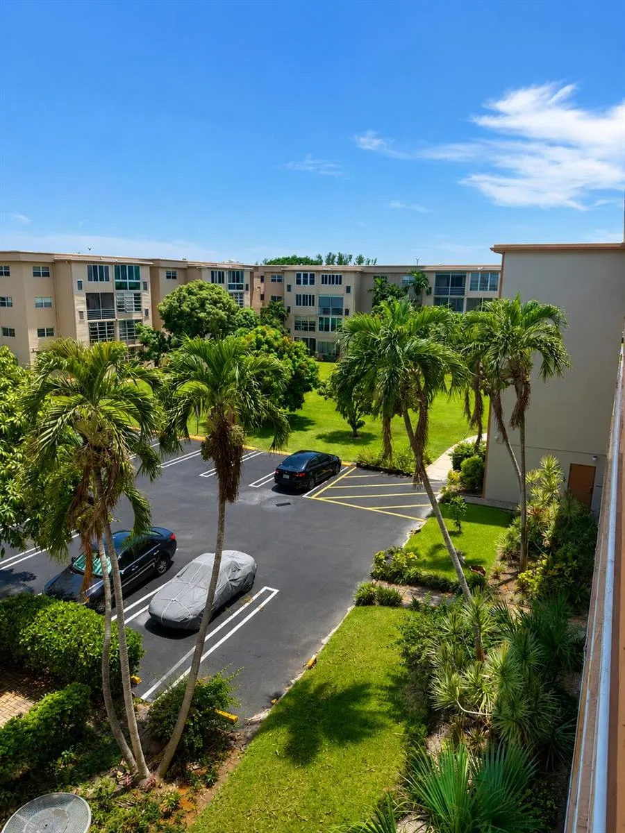 230 NE 26TH AVENUE #404 Boynton Beach, FL 33435
