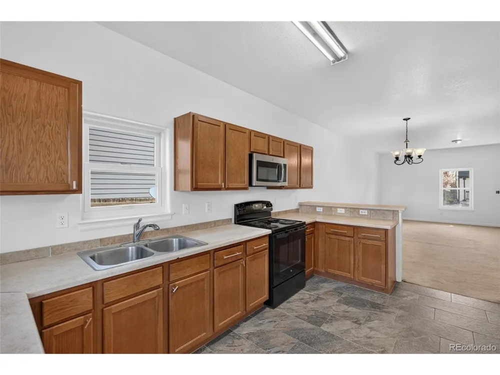 2837 Rose Hill Street Strasburg, CO 80136