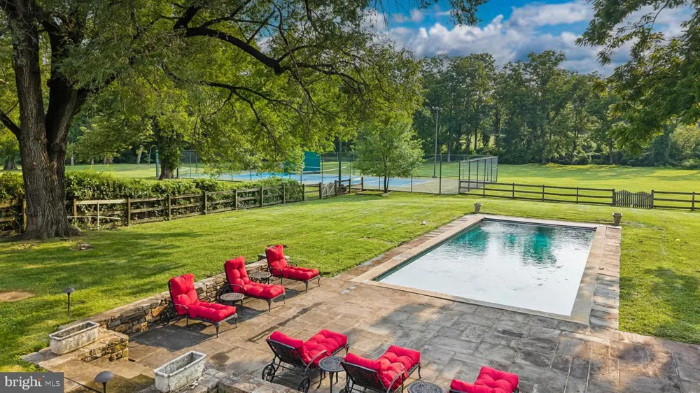2026 GREENSPRING VALLEY ROAD Stevenson, MD 21153