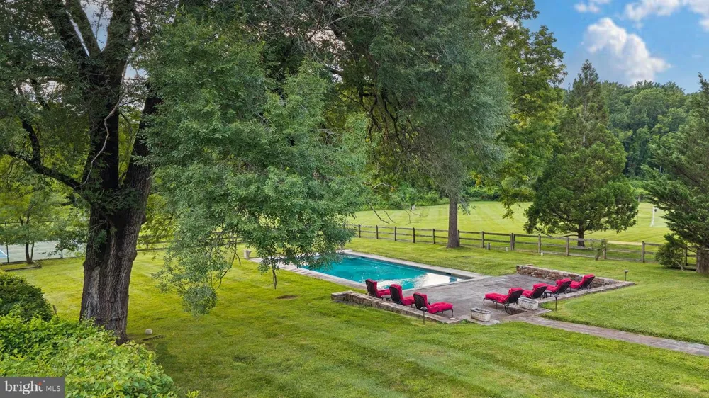 2026 GREENSPRING VALLEY ROAD Stevenson, MD 21153