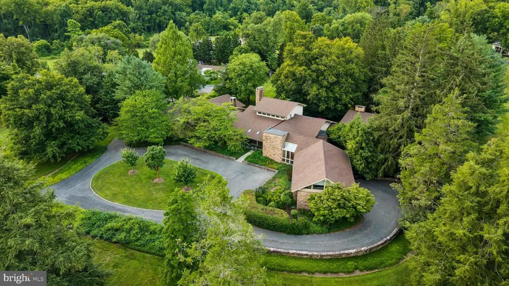 2026 GREENSPRING VALLEY ROAD Stevenson, MD 21153