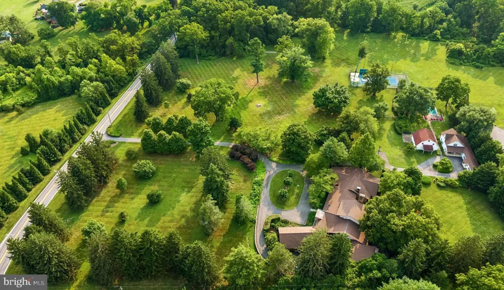 2026 GREENSPRING VALLEY ROAD Stevenson, MD 21153