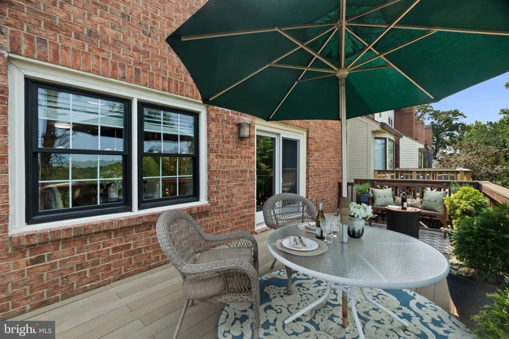 6320 MANCHESTER WAY Alexandria, VA 22304