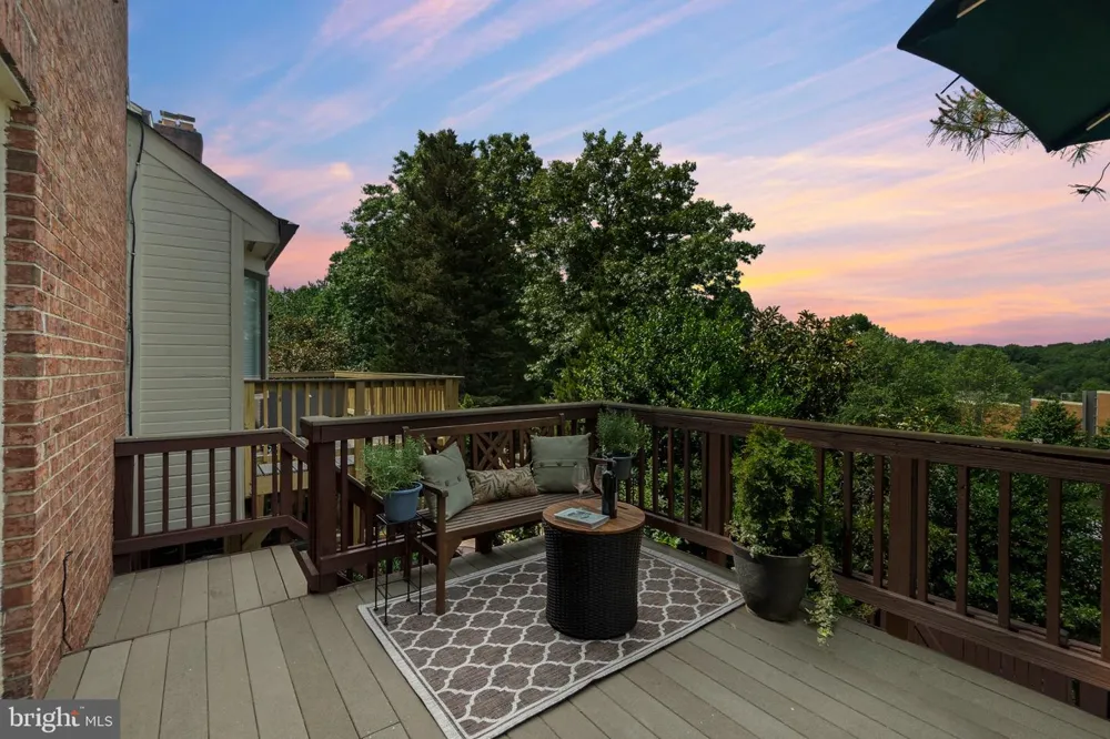 6320 MANCHESTER WAY Alexandria, VA 22304