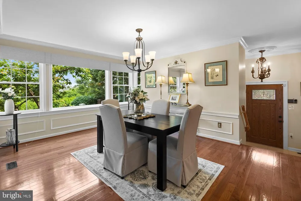 6320 MANCHESTER WAY Alexandria, VA 22304