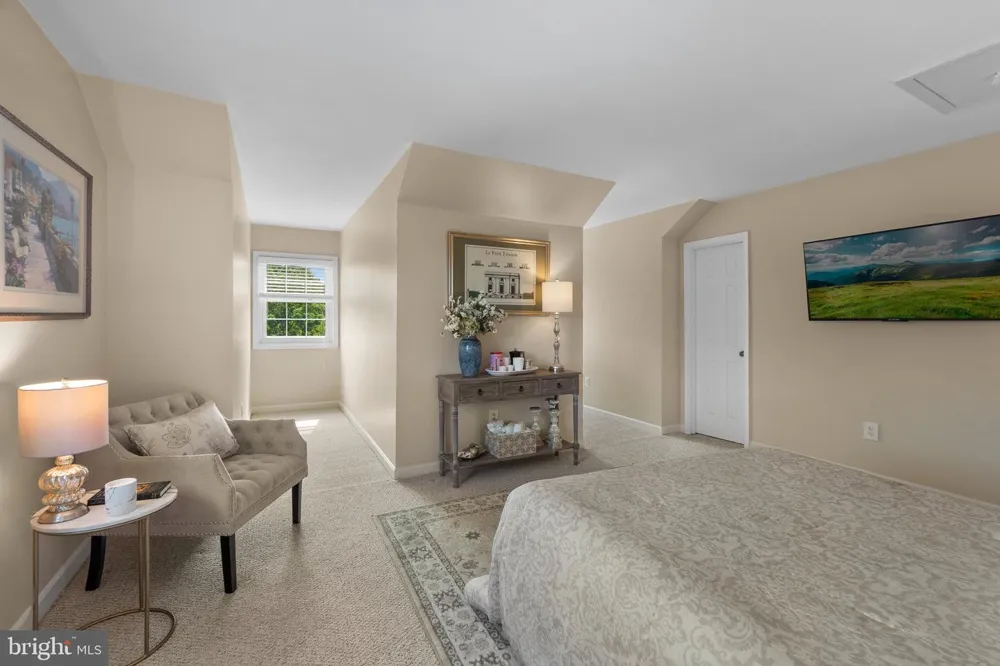 6320 MANCHESTER WAY Alexandria, VA 22304
