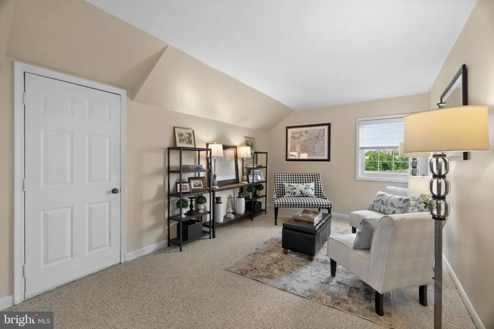 6320 MANCHESTER WAY Alexandria, VA 22304