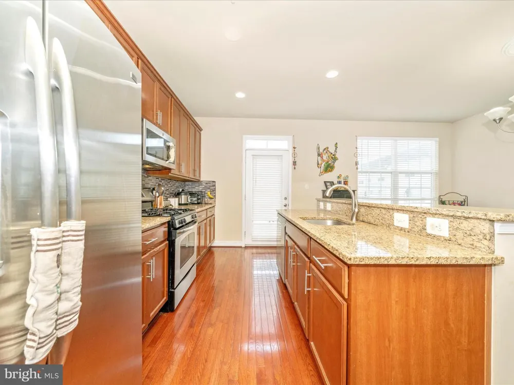 22619 SWEETSPIRE DRIVE Clarksburg, MD 20871