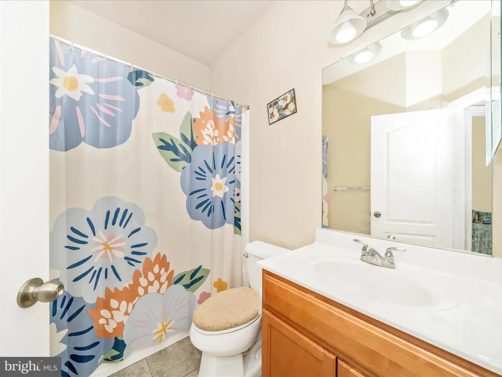 22619 SWEETSPIRE DRIVE Clarksburg, MD 20871