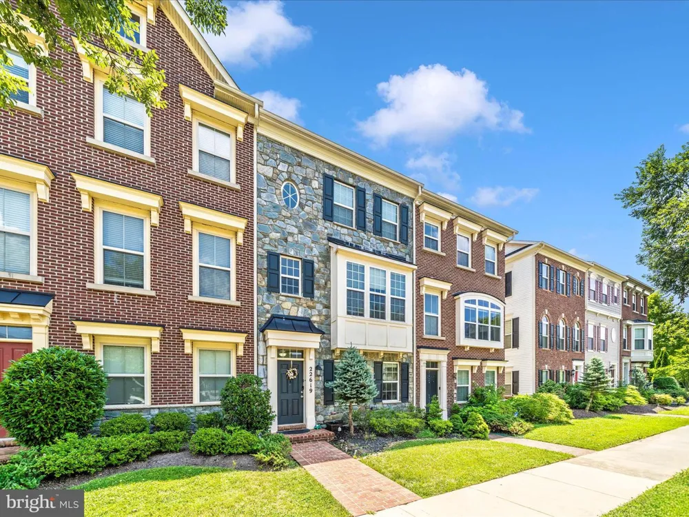 22619 SWEETSPIRE DRIVE Clarksburg, MD 20871
