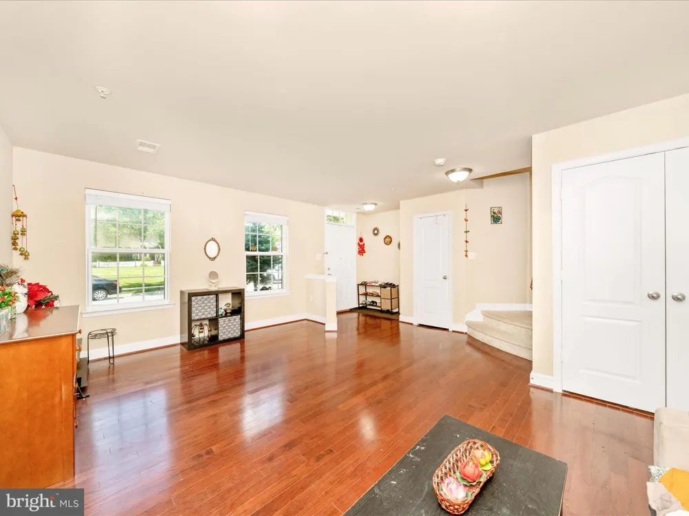 22619 SWEETSPIRE DRIVE Clarksburg, MD 20871