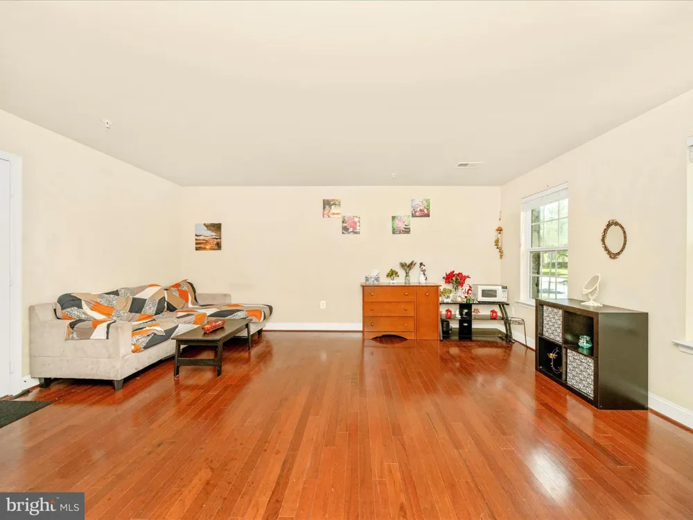 22619 SWEETSPIRE DRIVE Clarksburg, MD 20871