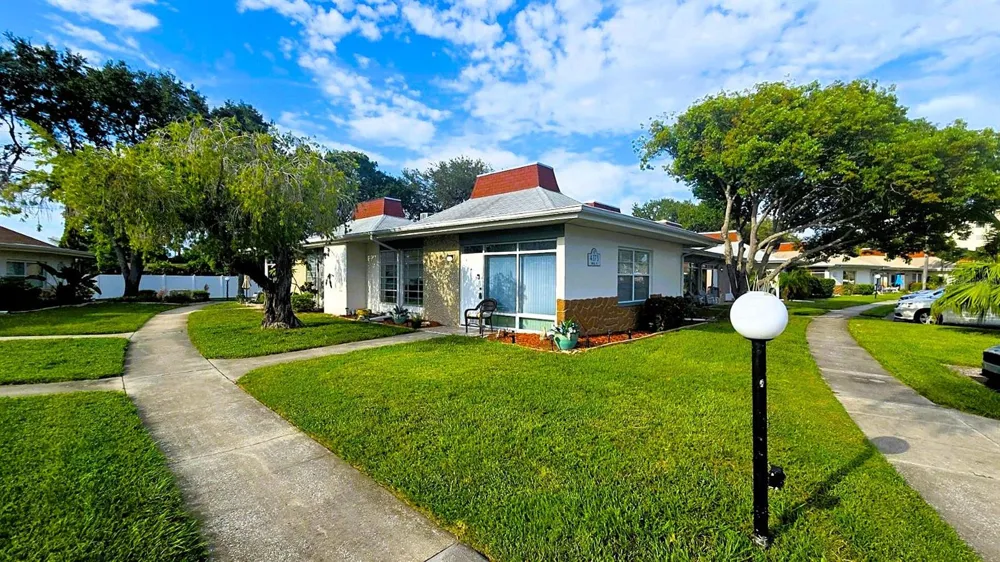 4373 TAHITIAN GARDENS CIRCLE #A Holiday, FL 34691